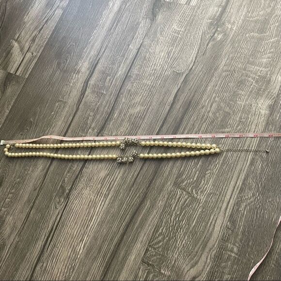 2/$20 PEARL Crystal Double Layer Necklace - Picture 5 of 5